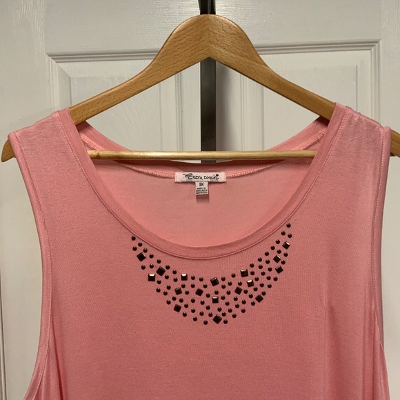 Extra Touch Pink Sleeveless Top with Stud Detail - Picture 3 of 8